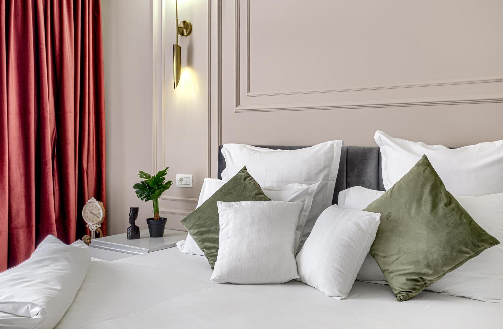 Apartment Sika Royal Garden & Arad