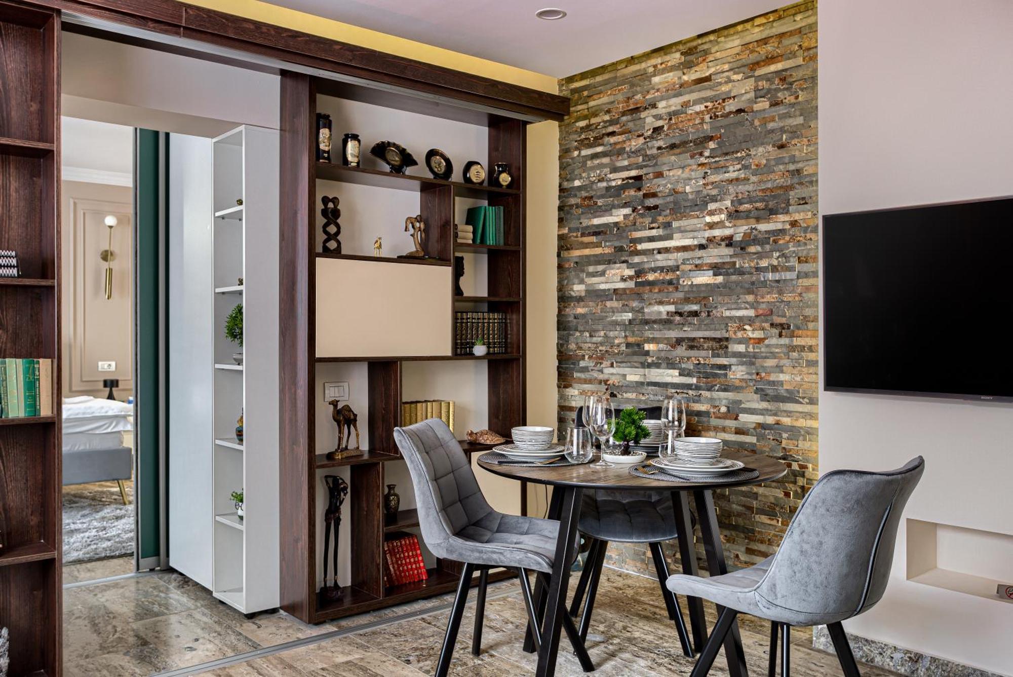 Apartment Sika Royal Garden & Arad